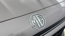MG HS 1.5 T-GDI Trophy 5dr DCT Petrol Hatchback